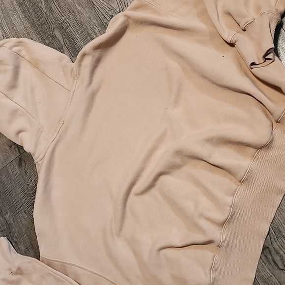 Nike tan sweatshirt - Picture 4 of 5